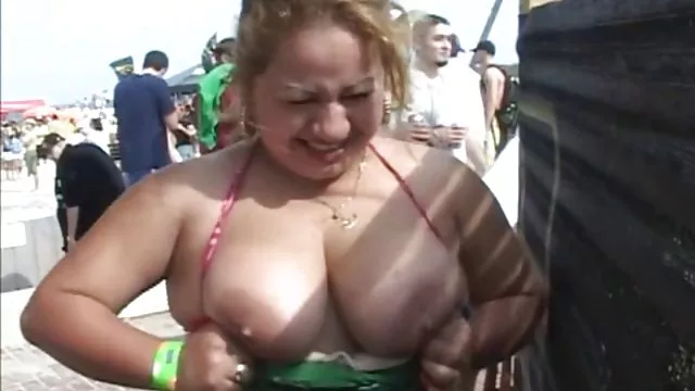 Bedava porno hiçbir kayıt Sallanan fahişeler ve gotten sikis bedava Celeste LAN