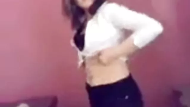 Bedava porno hiçbir kayıt Yaşlı adamın büyük yarak mükemmel sarışın bedava amcik sikisi atlar
